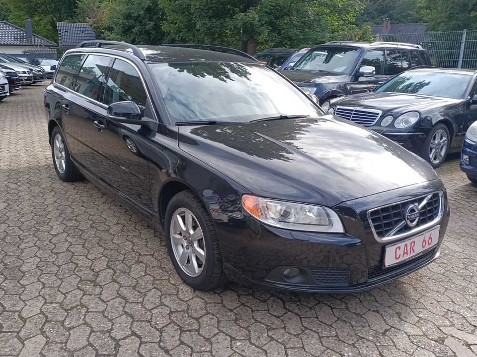 Volvo V70 T4  Momentum / NAVI / in Buxtehude