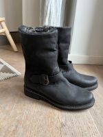 Boots Stiefel schwarz Gr.38 neu Neuhausen-Nymphenburg - Neuhausen Vorschau