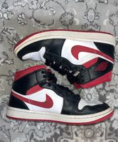 Air Jordan 1 Mid Gym Red White Black 42 Aachen - Laurensberg Vorschau