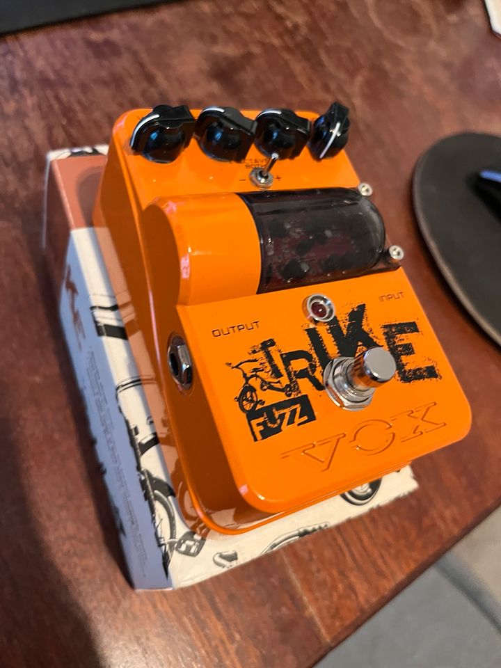 VOX Strike Fuzz Pedal in Frankfurt am Main