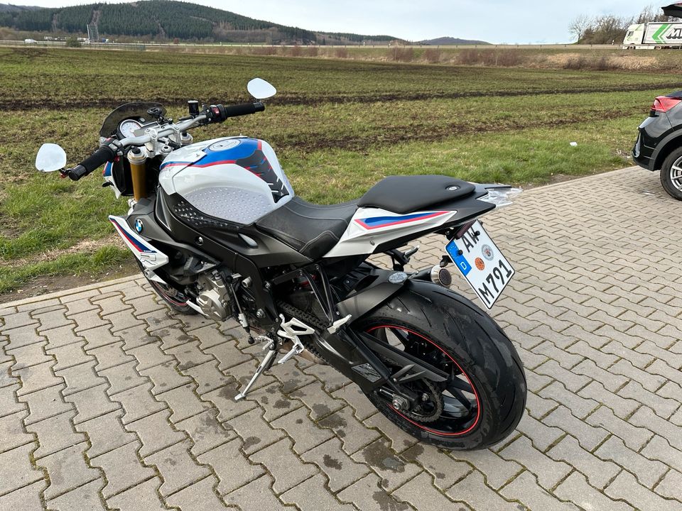 BMW S1000R 2018 k47 165ps Motorrad in Bad Breisig 