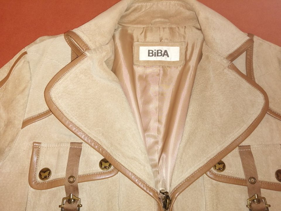 BIBA Damen Leder Jacke Gr. 40 braun beige Bändern Umschlagärmel in Koblenz