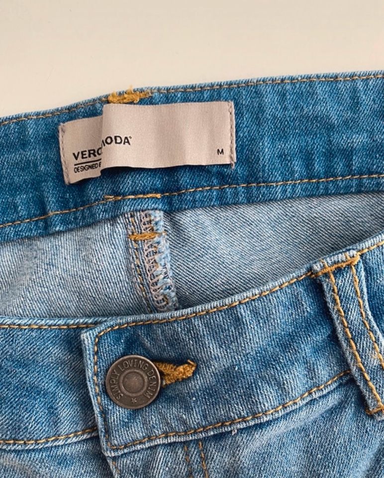 Vero Moda Short Jeans Neu in München