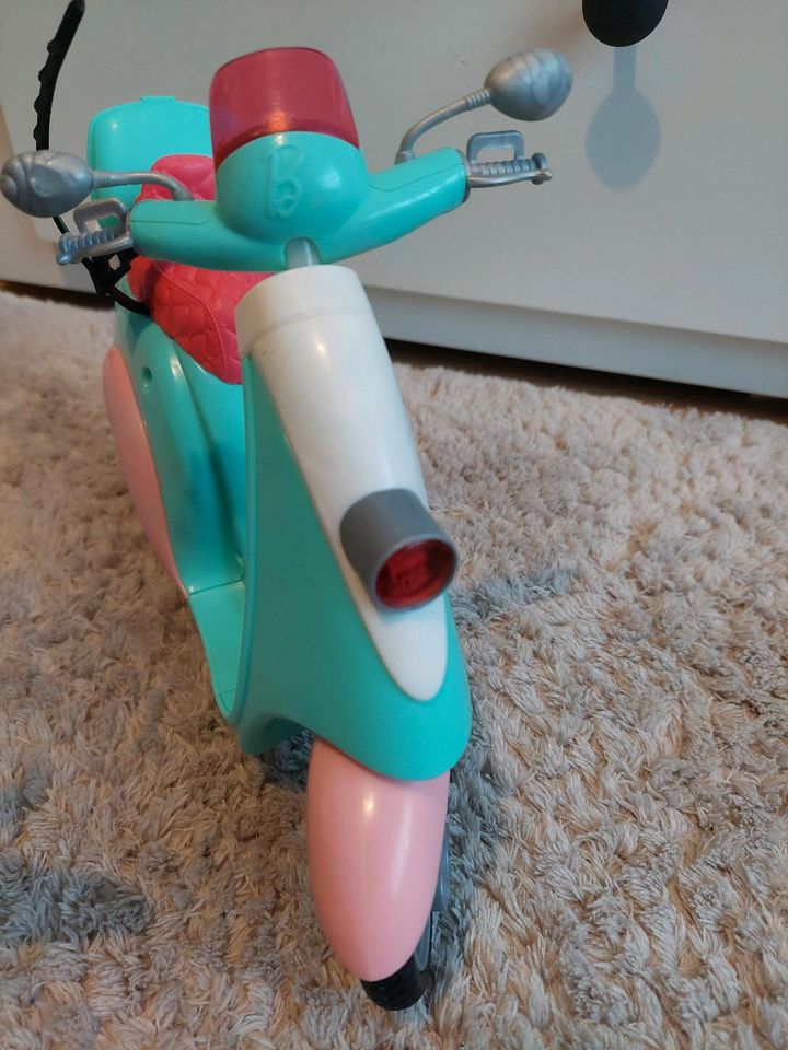 Barbie Motorroller Roller mit Ständer Spielzeug in München