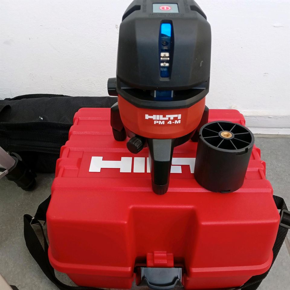 HILTI Multi-Linien-Laser PM 4-M + Stativ+Wandhalterung NEU!!! in Voerde (Niederrhein)