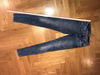 ONLY Jeans Hose slim Gr 25/32 Damen Frankfurt am Main - Rödelheim Vorschau