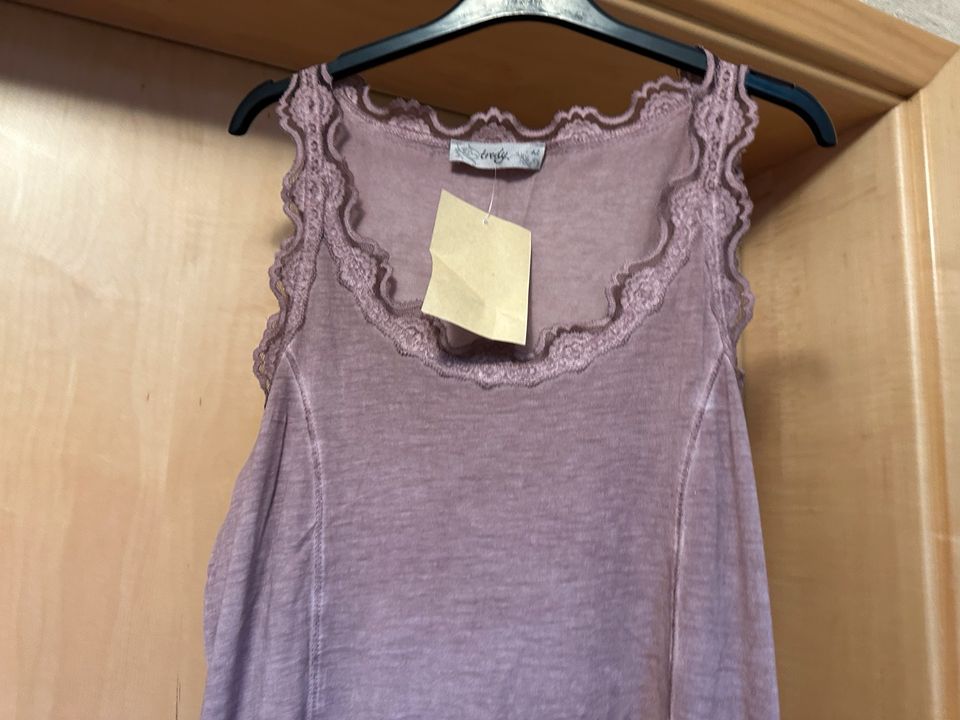 Tredy Longtop Top Spitze 42 Mauve Lavendel NEU in Minden