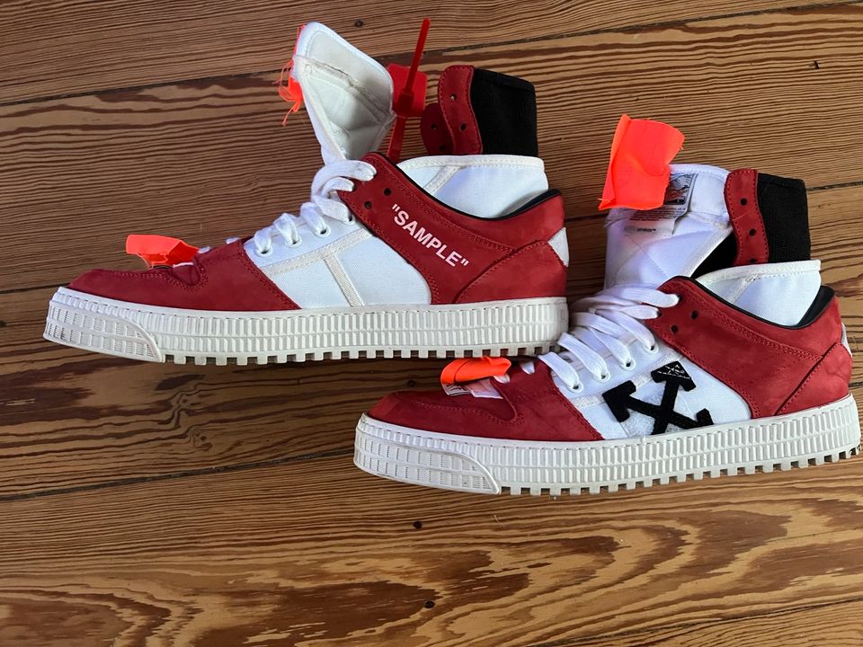 Off White 3.0 Off Court High Top Sneaker EU 45,5 29,5 cm in Hamburg