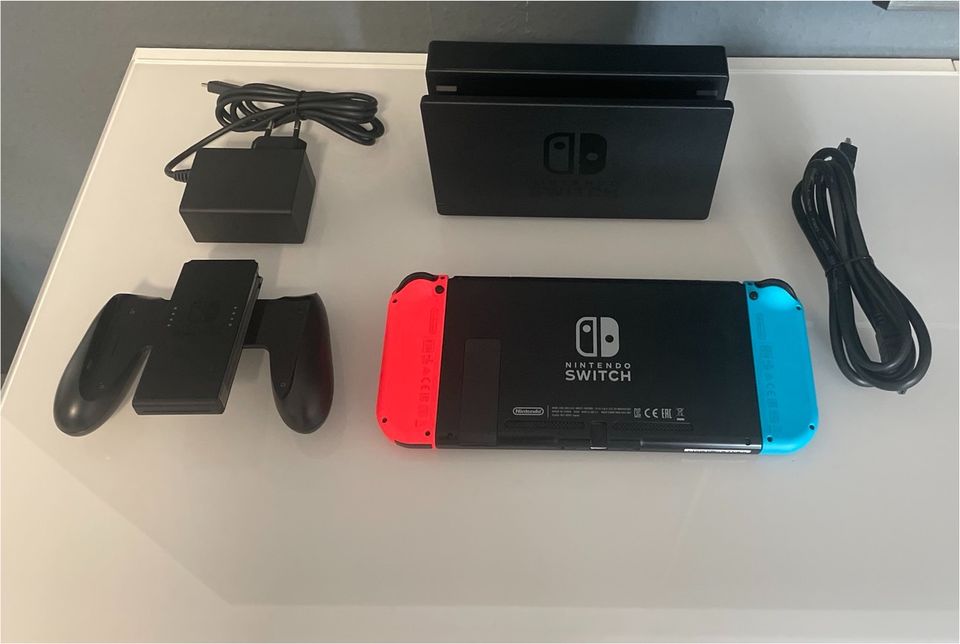 Nintendo Switch|besondereVersion XAJ400080109..|Anlieferung✅ in Viersen