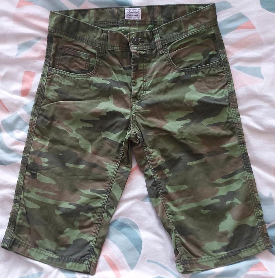 C&A Camouflage Hose 3/4, Sommer, Gr.158 in Berlin