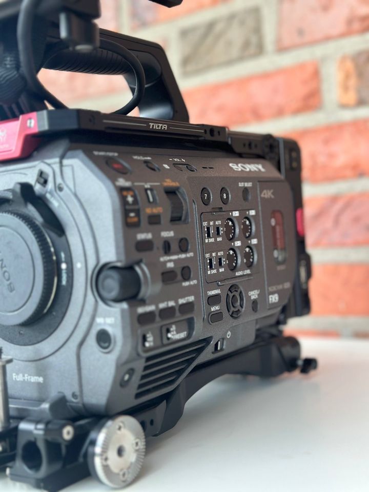 Sony PXW FX9V mit Zubehör ca 390h in Lehrte