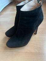 Prada Stiefeletten 37,5 High Heels  Wildleder Hannover - Vahrenwald-List Vorschau