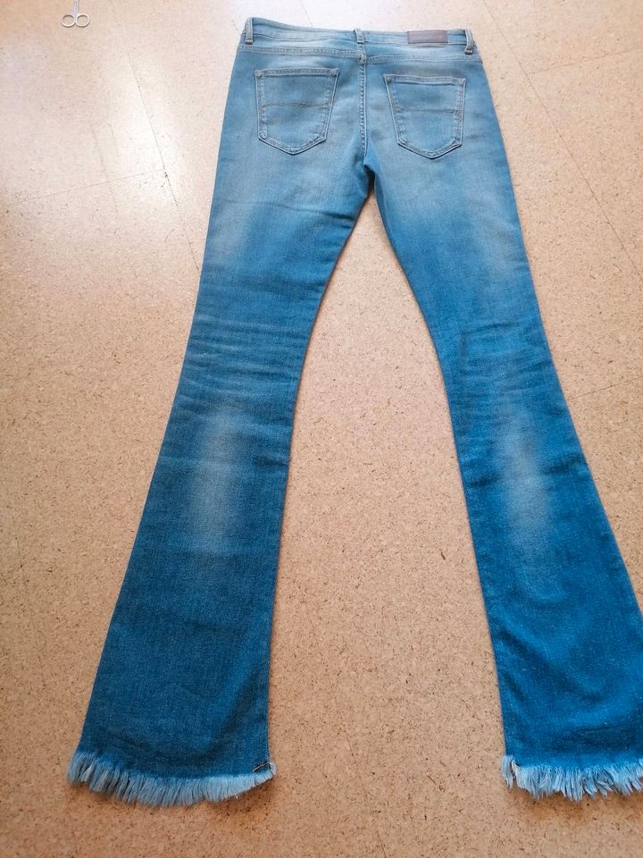 Heartless Jeans NEU Fransen Schlag Hose W 28 Gr. 38 in Bielefeld