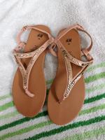 NEU Zehentrenner, H&M, Größe 39, Schuhe, Sandalen Bayern - Bad Reichenhall Vorschau