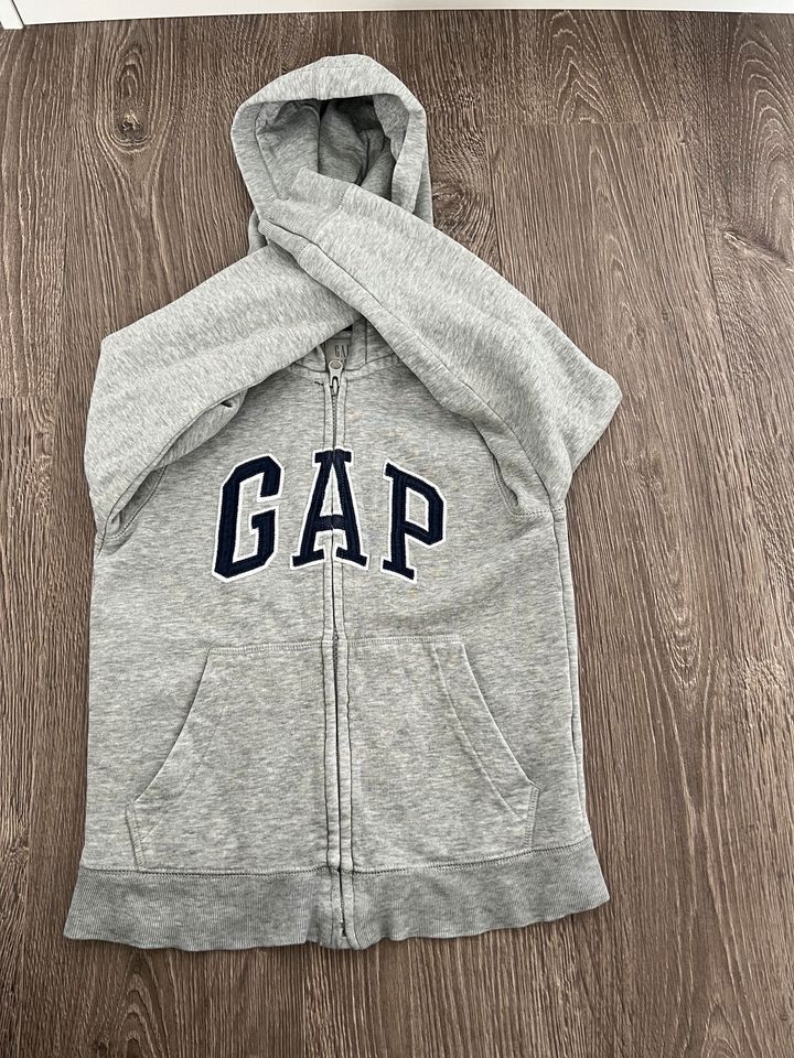 GAP Hoodie Shirt Strickjacke Zipper in Bad Urach