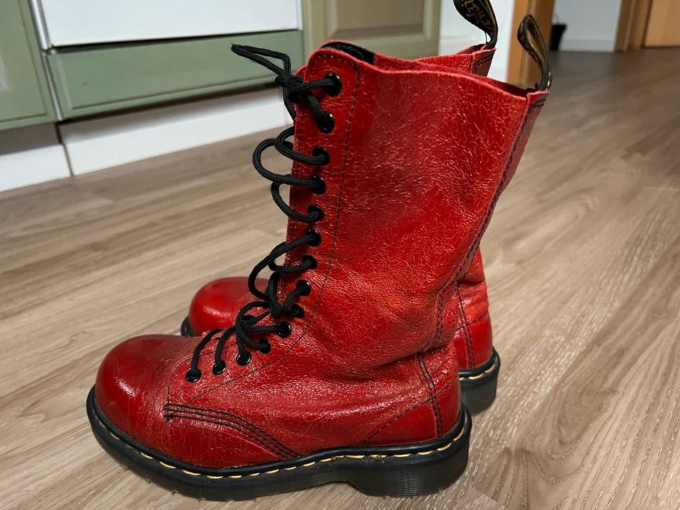 14-Loch Dr.Martens,Gr.4,rot,Made in England,Stahlkappe in  Nordrhein-Westfalen - Rheda-Wiedenbrück | eBay Kleinanzeigen ist jetzt  Kleinanzeigen