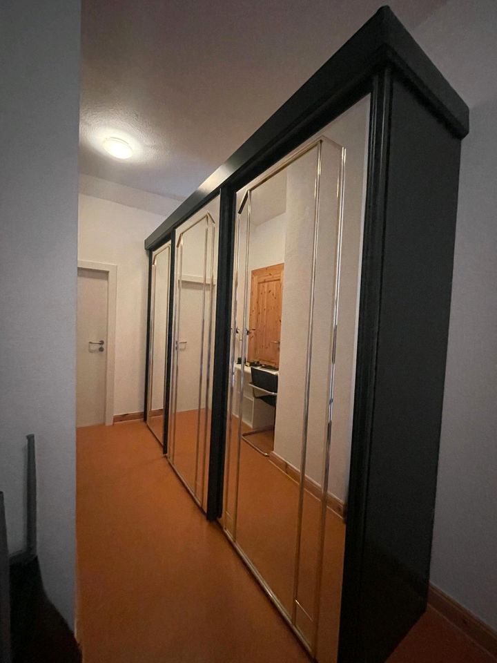 Sehr großer Schrank in Uelzen