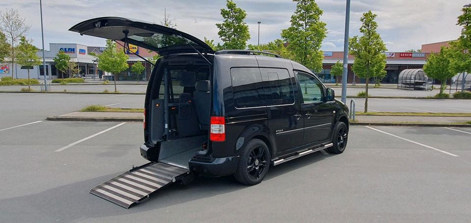 VW Caddy 1,9TDI Rollstuhlrampe, hydraulisch absenkbar, FutureSafe in Hamm