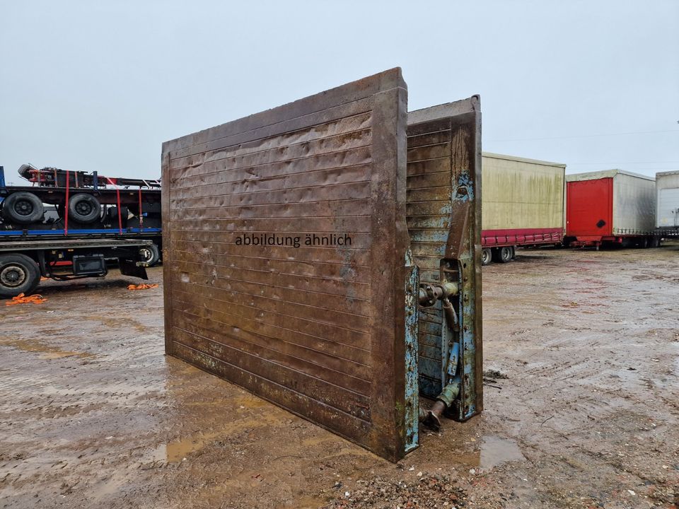 Graben Verbau Bagger verbau Spundwand Kanal Verbau (737) in Mücke