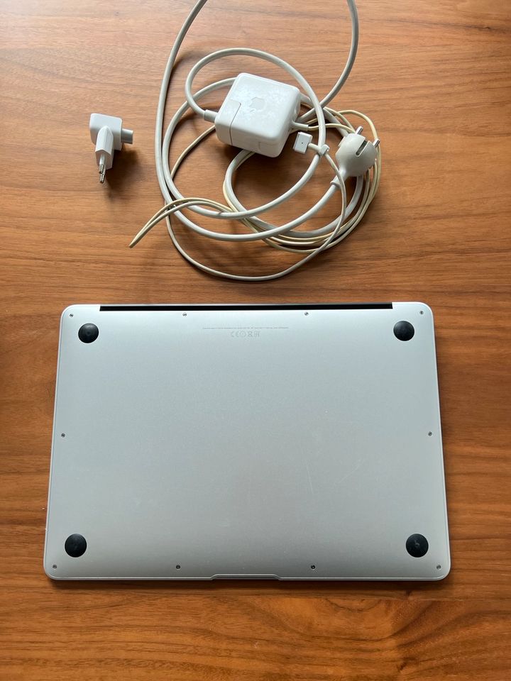 MacBook Air 13" (2015) - Core i5 1.6 GHz SSD 256 GB - US Tastatur in Berlin