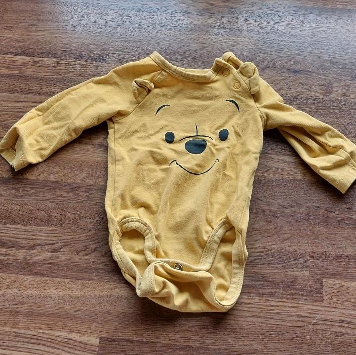 5 Body's  56 / langarm & Kurzarm C&A  Disney Baby und H&M Disney in Stadland