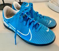 Nike JR Vapor 13 Club IC Fußballschuh Hallenschuh Gr. 32 Herzogtum Lauenburg - Breitenfelde Vorschau