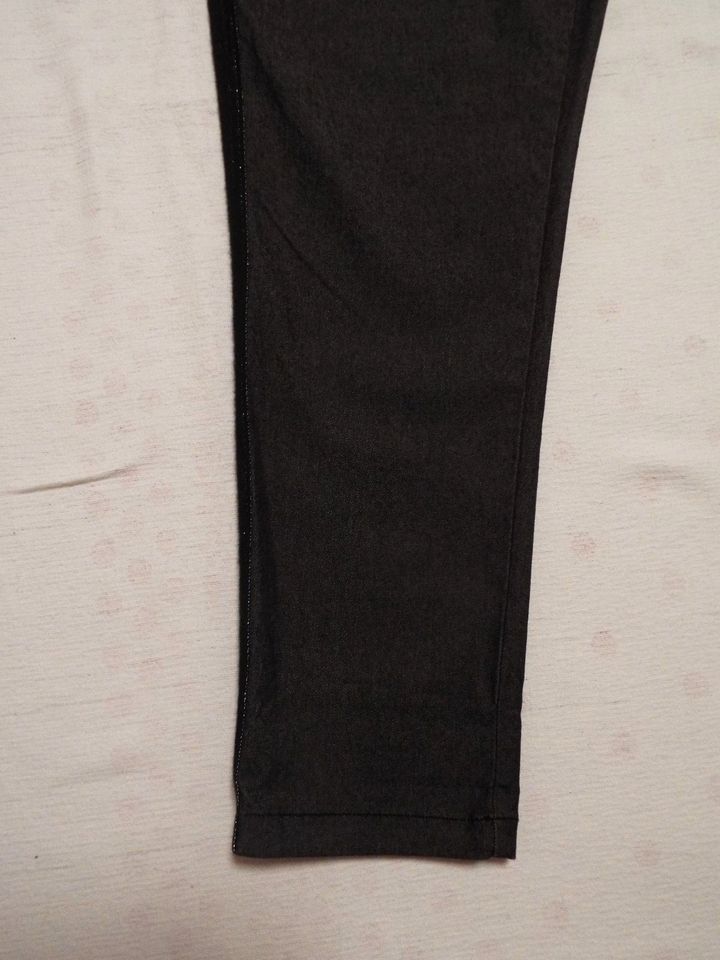 NEU Damen Stretch Hose mit Schmuck Biese Kaura Forelli Gr.L in Bad Doberan