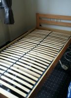 Bett neuwertig incl. Lattenrost für 1 × 2 Meter Matratze Niedersachsen - Cuxhaven Vorschau