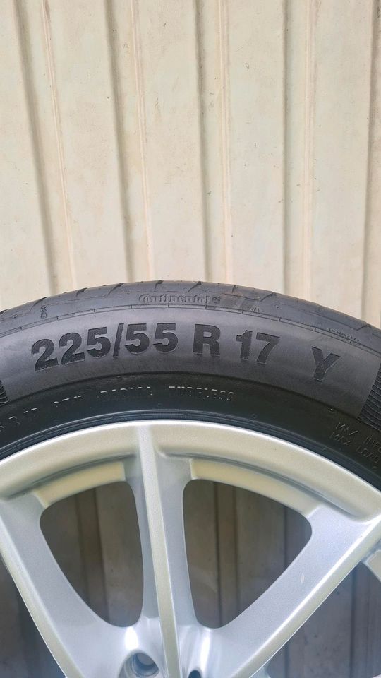 BMW 5er 520d Alufelgen mit Sommerferien  225/55 R17  Continental in Neuental