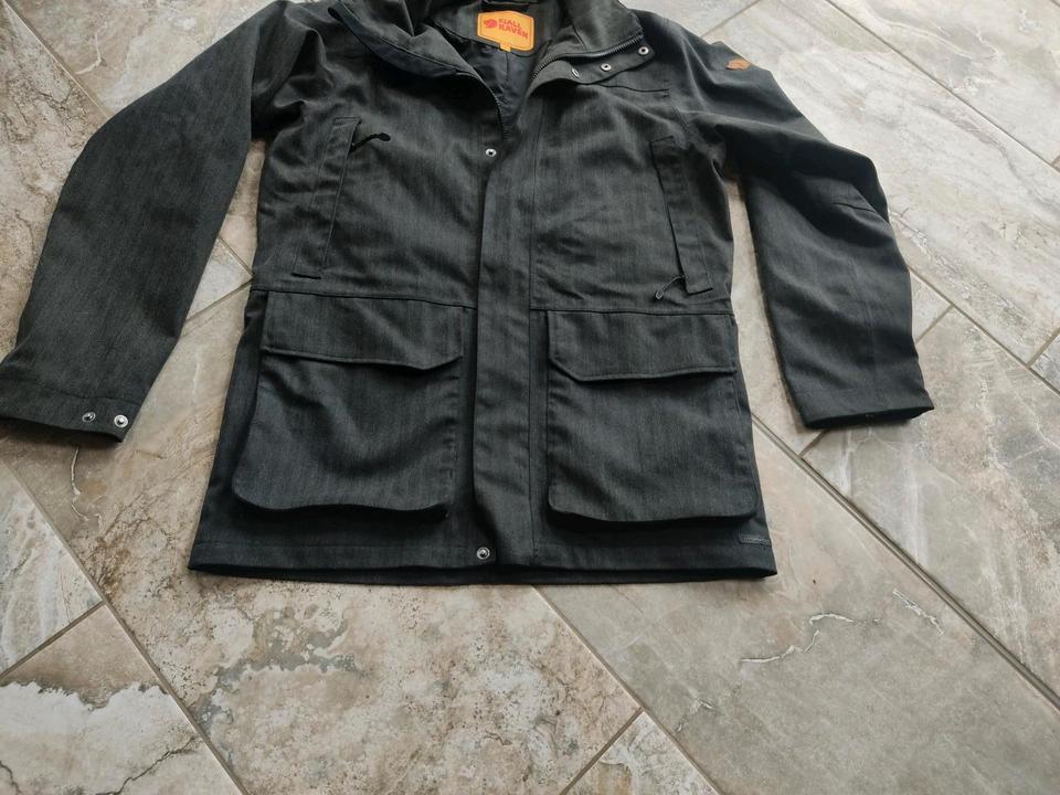 Fjällräven Damen Jacke/ Mantel hydratic Gr. M Modell Ellips in Bad Langensalza
