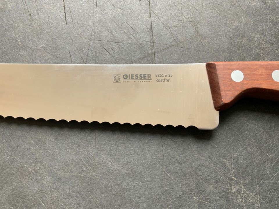 !NEUES! Messer Brotmesser der Fa. Giesser Wellenschliff in Schwabmünchen