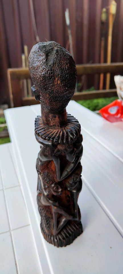 Afrikanischer Holz geschnitzt in Darmstadt