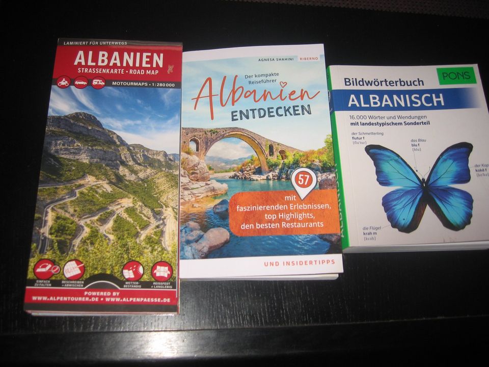Albanien Reise Führer Karte Bildwörterbuch in Solingen
