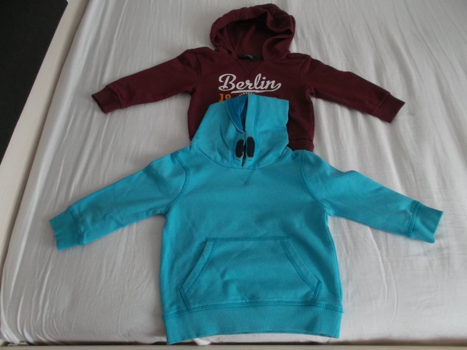 Pullover Gr. 86, pro Stück 3,00 € in Röbel