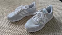 Adidas Sneaker 40 2/3 weiß grau Thüringen - Jena Vorschau