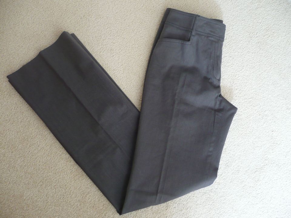 NEU Schicke Damen Hose S. Oliver Selection Only Bluse Gr. 36 in Frankfurt am Main