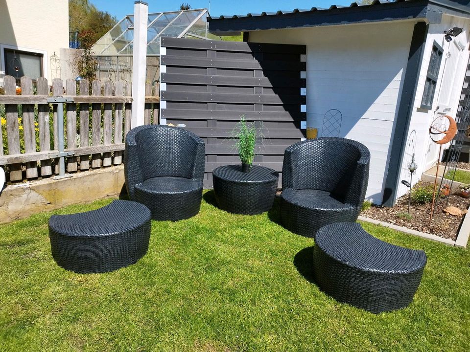 Gartenmöbel 2 Sessel, 2 Hocker und Tisch in Seubersdorf