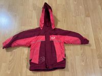 Kinderjacke Mädchen Jack Wolfskin Größe 104 Jacke Hessen - Bad Soden am Taunus Vorschau