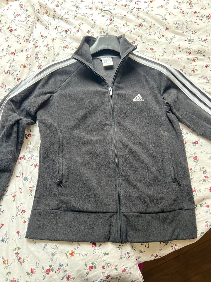 Adidas Fleecejacke Damen Trainingsjacke Gr 36 in Münchberg