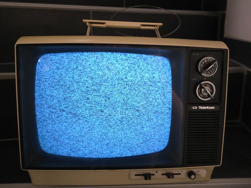 Teleton TW-12EU - Vintage Retro - 70er Röhrenfernseher in Freilassing