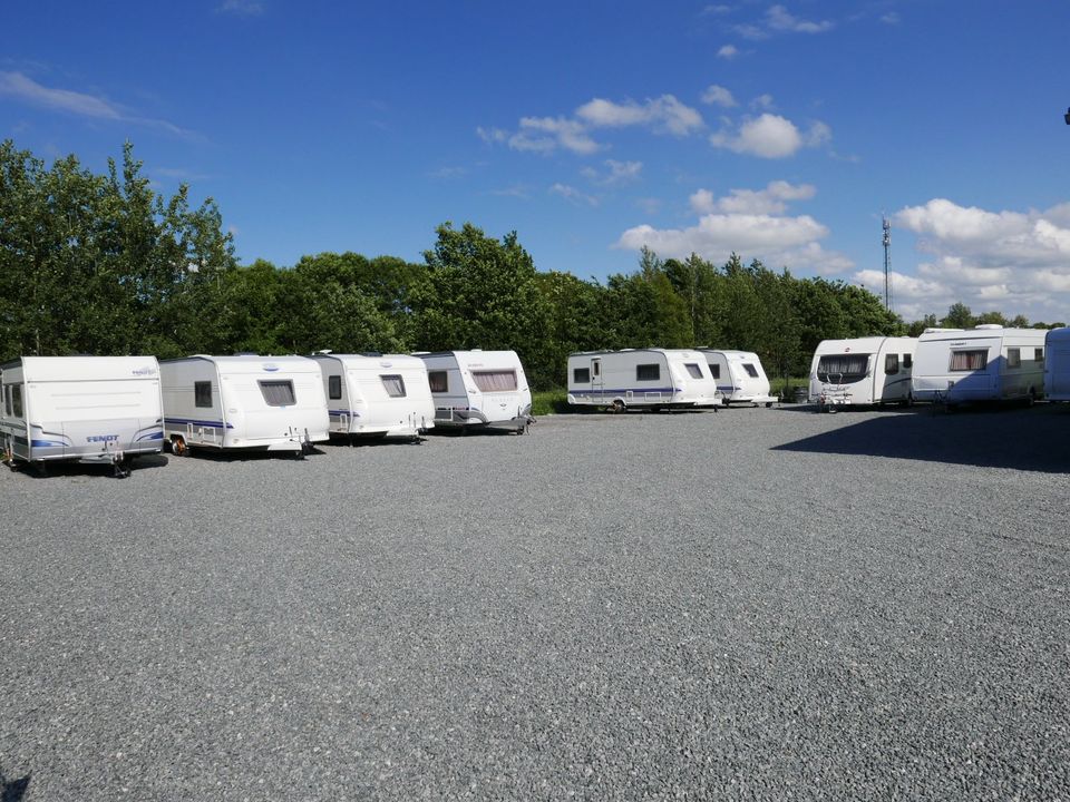 Stellplatz für Wohnwagen und Wohnmobile direkt an der A31 in Moormerland