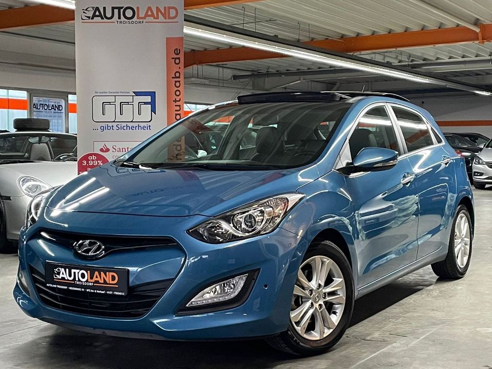 Hyundai i30 Style*NUR 51 TKM*LEDER*PDC*PANO*KLIMA*1.HAND in Troisdorf