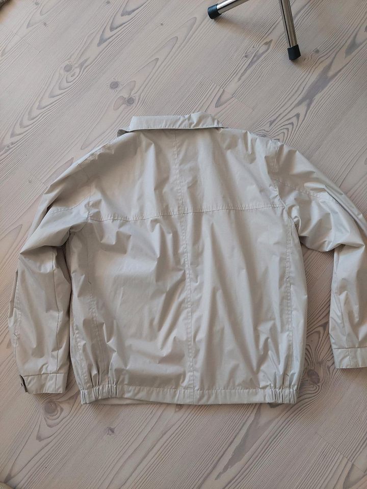 Walbusch Sportswear Übergangsjacke Gr.24(50) Beige Top Zusta in Berlin