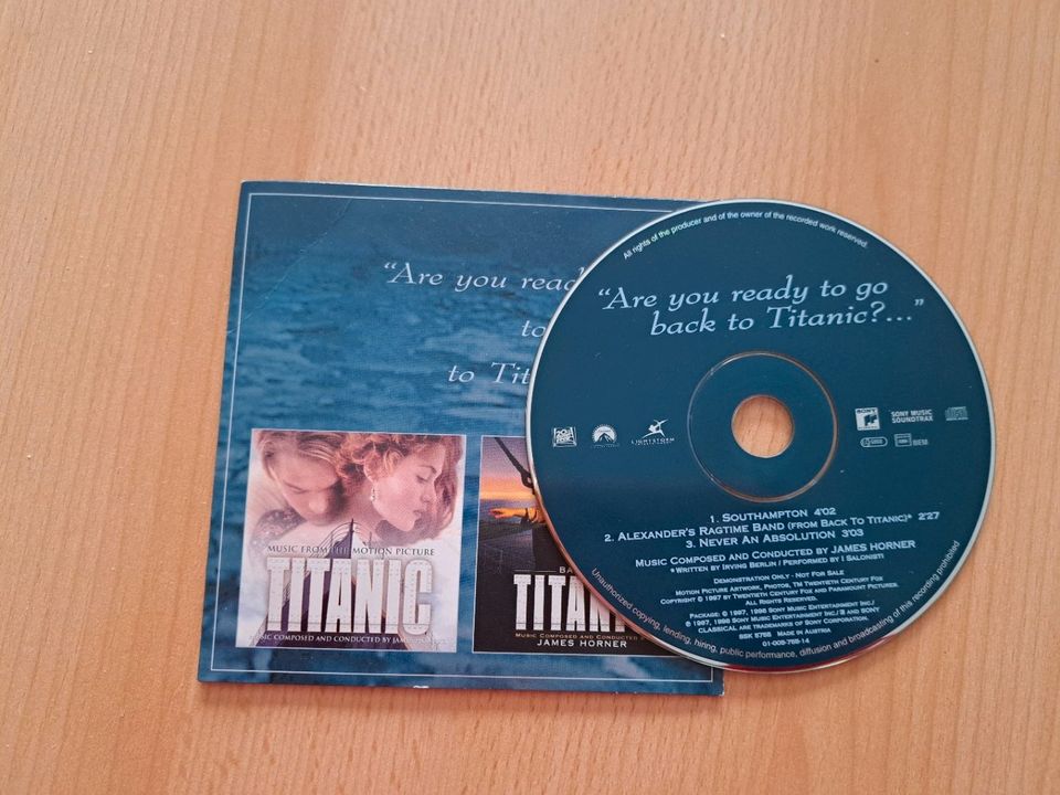 Titanic Cd, 3 Lieder in Hamburg