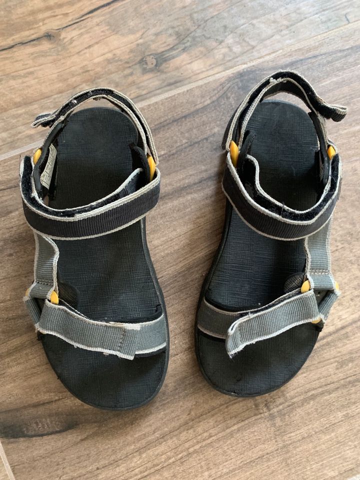 Sandalen Jack Wolfskin Gr. 30 in Wilsdruff