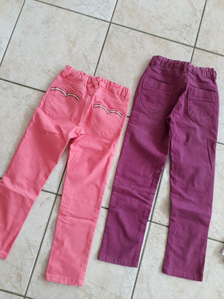 Set 2 Jeans + 2 Shirts, Gr. 122 - Mädchen, pink . in Thermalbad Wiesenbad