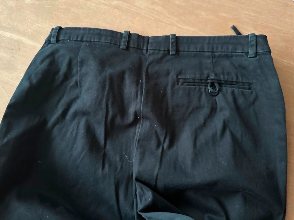 H&M Schlaghose schwarz Hennes 44 Damen Hose Chinohose in Freiburg im Breisgau