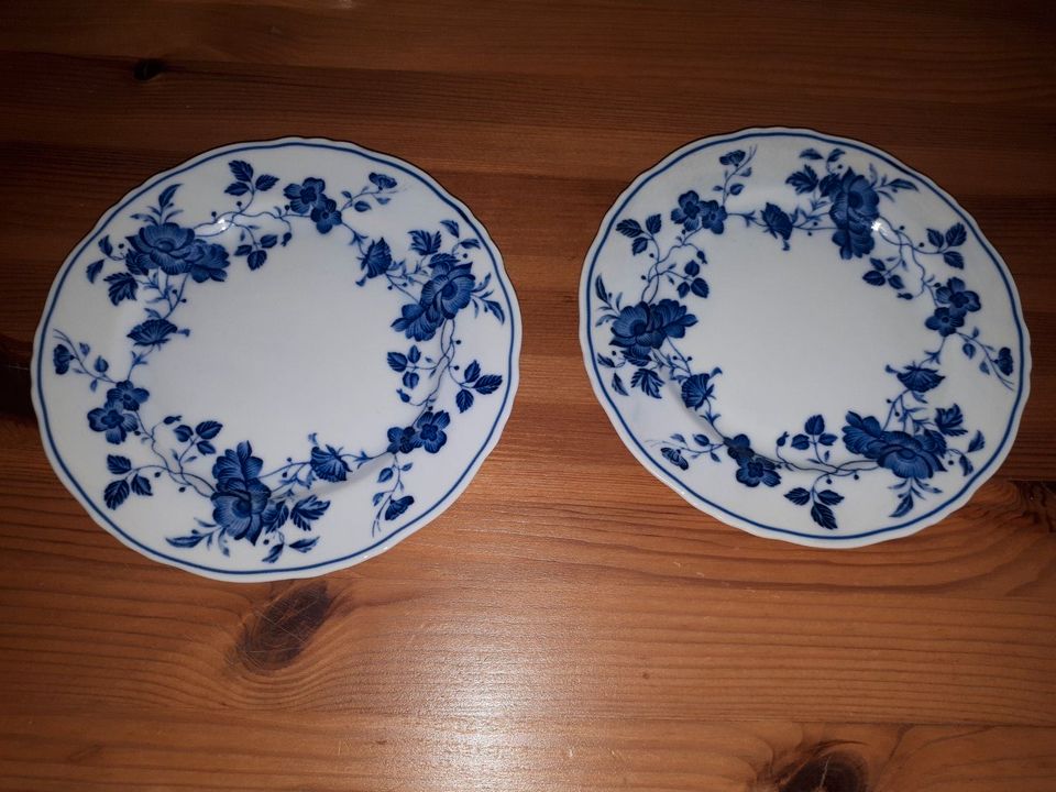 Kleiner Teller Fine China Royal Meissen blau zwei Stück in Mendig