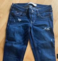 Tolle Hollister Jeans selten getragen Größe 25/31 Hessen - Reiskirchen Vorschau
