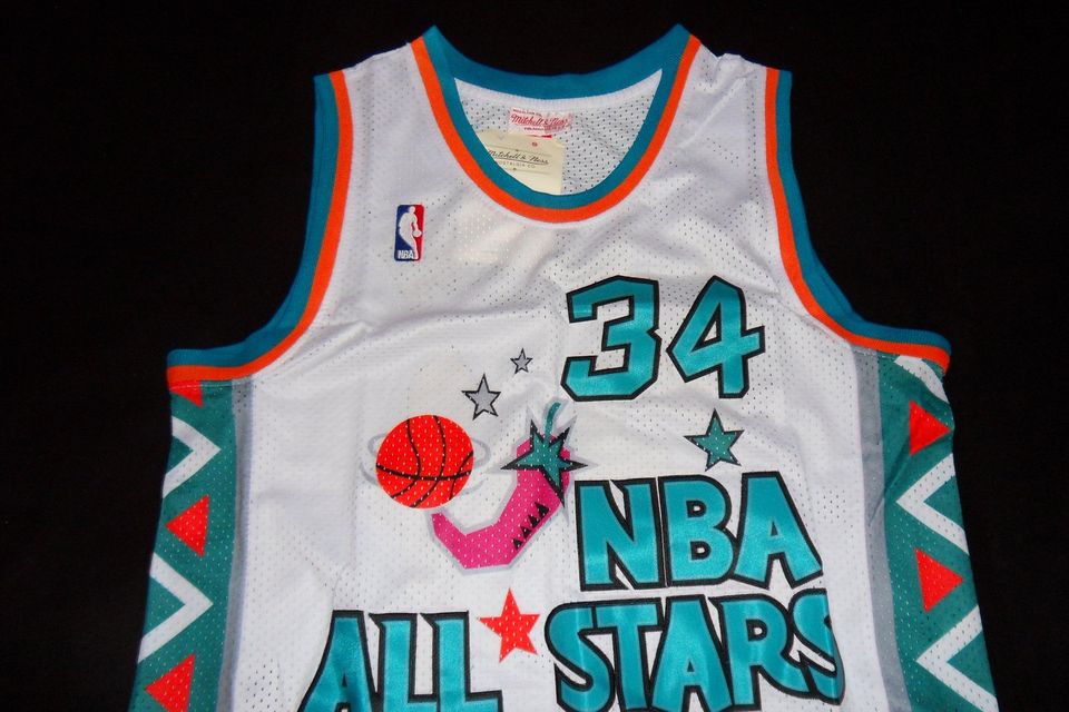 Hakeem Olajuwon 1996 All Star Trikot in Köln